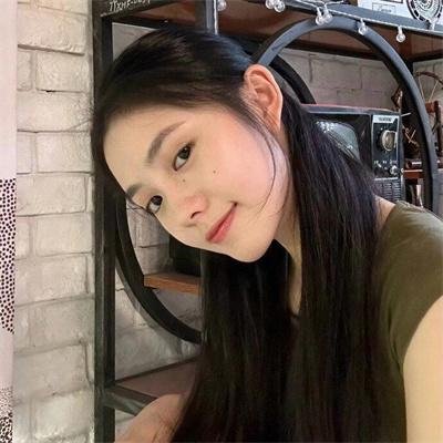 坡道上的红屋顶